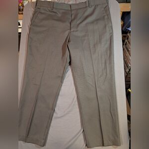 Arrow Men's Dress Pants in Gray